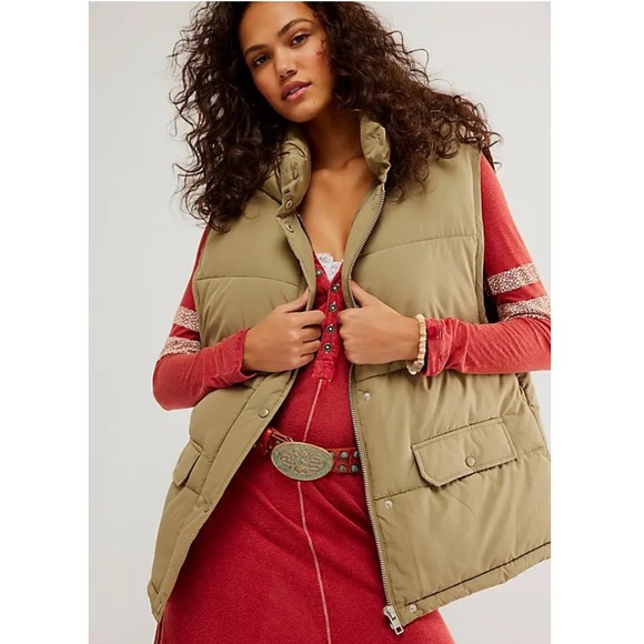 Free People Dreamers Puffa Vest - Picture 3 of 4